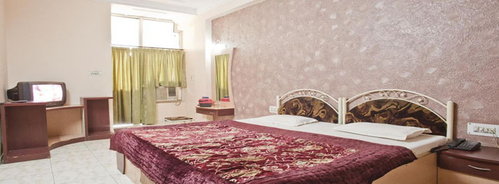 2444/Hotel Anand Palace - Ujjain 04.jpg
